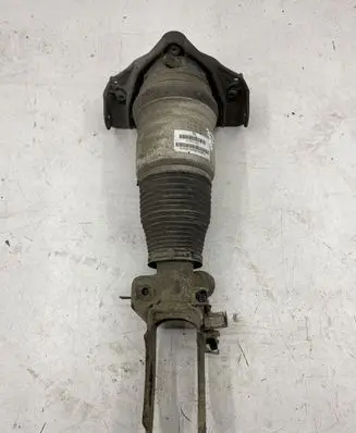 Volkswagen Touareg I Front shock absorber/damper 7L6412021T