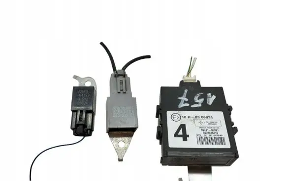 Toyota Avensis T270 Other control units/modules 8974105081