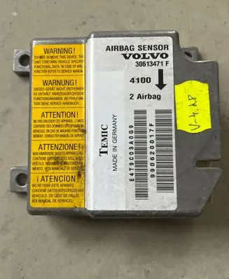 Volvo S40, V40 Airbag control unit/module 30613471 990620017F E4T9C03A0G9