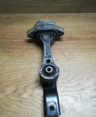 Volkswagen Golf IV Engine mount bracket 1J0199851