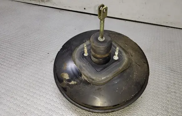 Renault Laguna II Brake booster 8200100229A