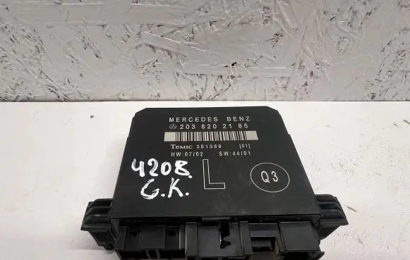 Mercedes-Benz C W203 Door control unit/module 2038202185 351369