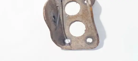 Volkswagen Golf IV Bracket in trunk/boot 