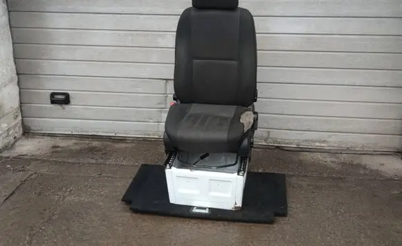 Mercedes-Benz Sprinter W906 Front driver seat 