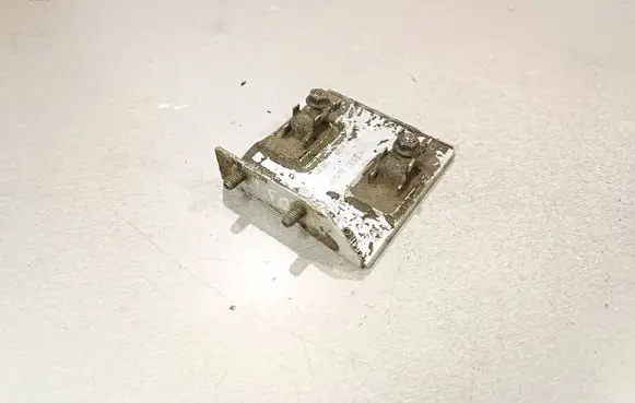 Coolant fan relay