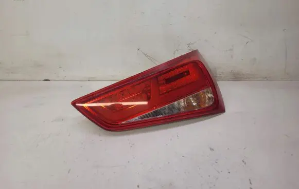 Audi A1 Tailgate rear/tail lights 8X0945094B