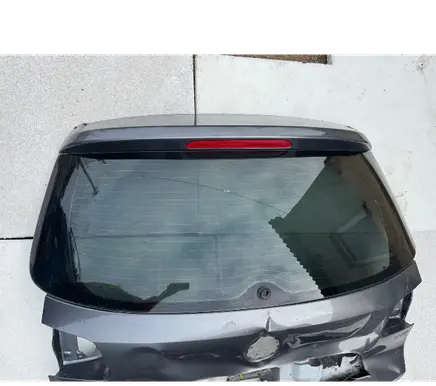 Volkswagen Tiguan Rear windscreen/windshield window 