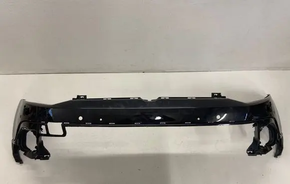 Volkswagen Cross Polo Front bumper 6c0807221 6r0807221