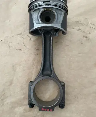 Audi A4 S4 B8 8K Piston with connecting rod 03L107065S 038198401F 03L107065S001