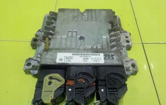 Ford Grand C-MAX Engine control unit/module AV6112A650BYA SP46