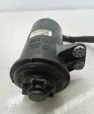 BMW X5M F85 Power steering fluid tank/reservoir 678228605