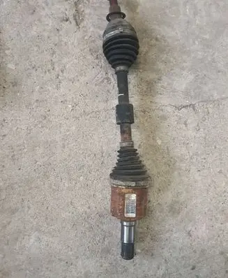 Chrysler Town & Country V Front driveshaft P04880213AF