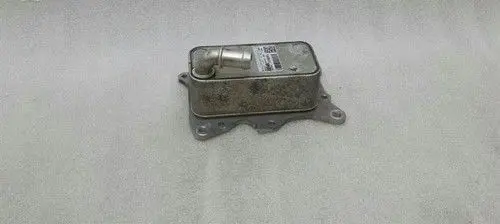 Mercedes-Benz ML W166 Engine oil radiator A6511800665
