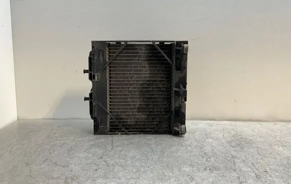 BMW 7 F01 F02 F03 F04 Coolant radiator 7805630 7806190