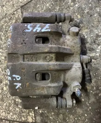Nissan X-Trail T30 Front brake caliper