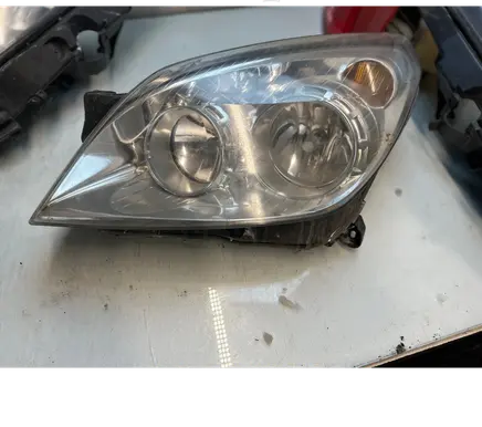 Opel Astra H Headlight/headlamp 1EG27037041