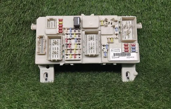 Ford Focus Power management control unit 7M5T14A073CD