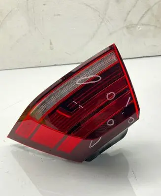 Volkswagen Golf VII Rear/tail lights 5G0945096Q L90121400