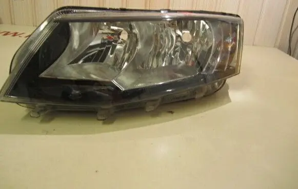 Skoda Octavia Mk3 (5E) Headlight/headlamp 5E1941015