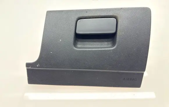 Volkswagen PASSAT B8 Glove box 0961400102