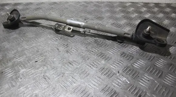 Toyota Corolla E120 E130 Front wiper linkage 
