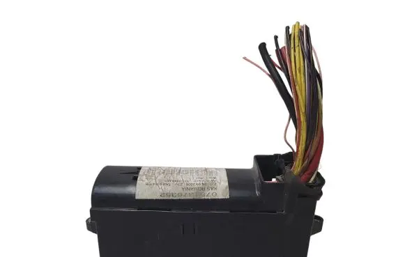 Volkswagen Caddy Fuse module 0751376352 2K1370952BB 2K1970007P