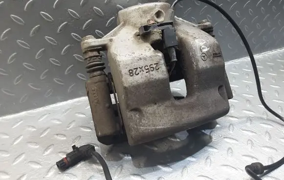 Mercedes-Benz C W204 Front brake caliper A2044211481 A2044212881 A2044210994