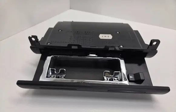 Audi A4 S4 B5 8D Car ashtray 8D0857951G 4D0857951J 8D0857951H