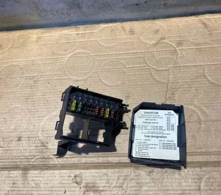 Mercedes-Benz C AMG W202 Fuse box set 2025452200