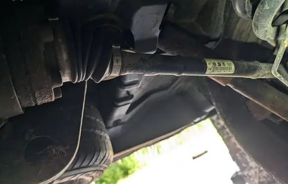 Volkswagen Transporter - Caravelle T5 Rear driveshaft 7H0501201D
