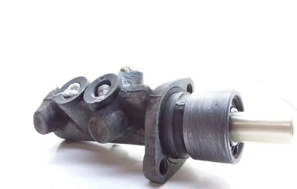 Renault Scenic I Master brake cylinder 311912
