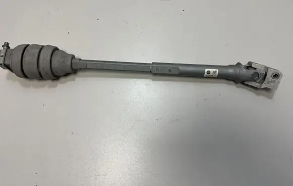 BMW i4 Steering column universal joint 6862089