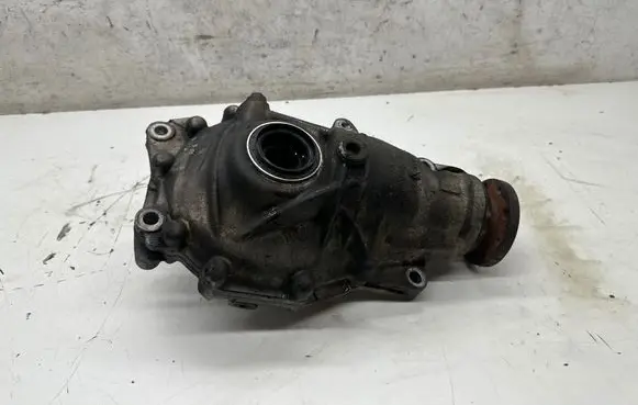 BMW 7 F01 F02 F03 F04 Front differential 7558090