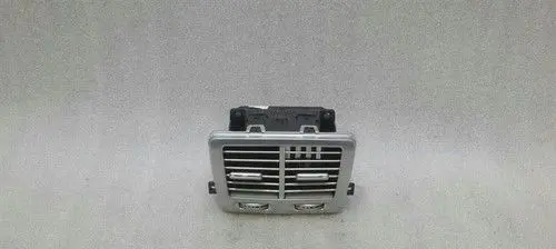 Mercedes-Benz S W221 Rear air vent grill A2218300754