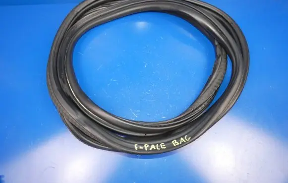 Jaguar F-Pace Trunk rubber seal (body) 