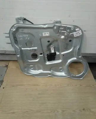 Hyundai Santa Fe Front door window regulator with motor