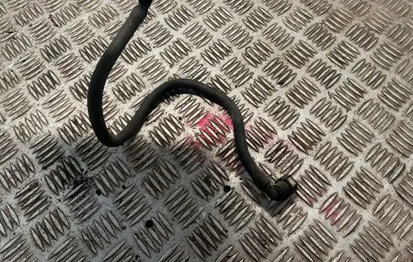 Coolant pipe/hose