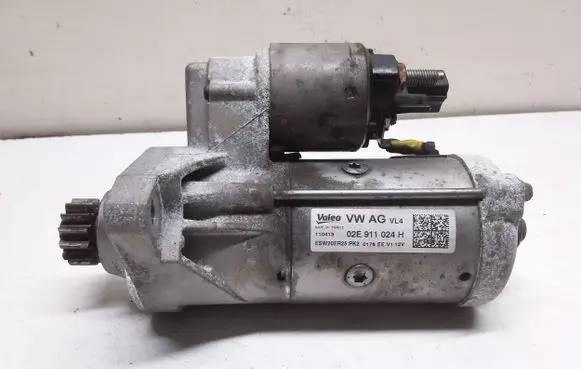 Volkswagen Tiguan Starter motor 02E911024H