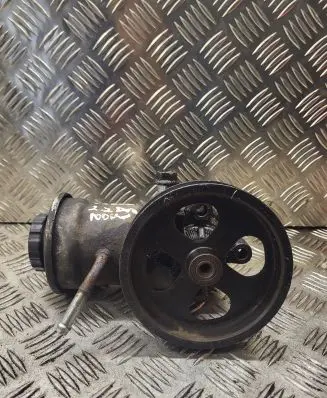 Toyota Corolla Verso E121 Power steering pump