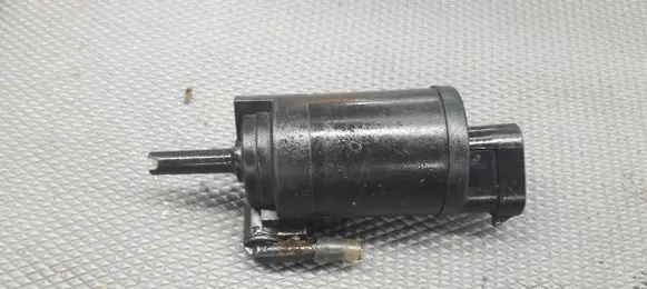 Renault Clio I Windscreen/windshield washer pump