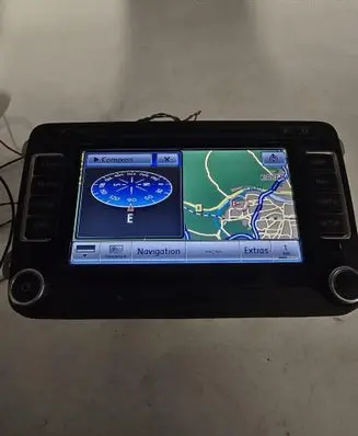 Volkswagen Tiguan Navigation unit CD/DVD player 1T0035680B