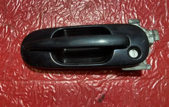 Honda CR-V Front door exterior handle