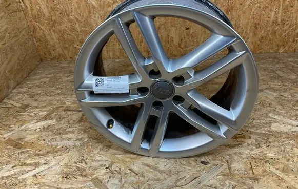 Audi Q3 8U R18 alloy rim 8U0601025AA