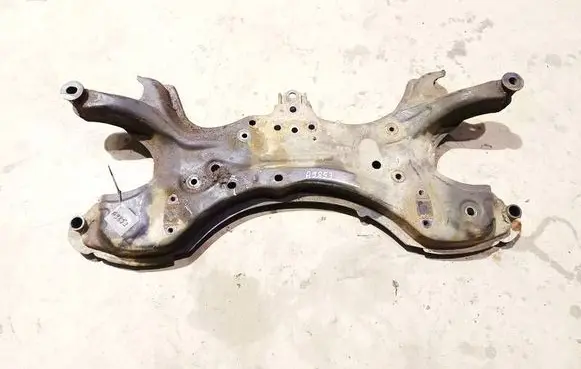 Toyota Corolla Verso AR10 Front subframe