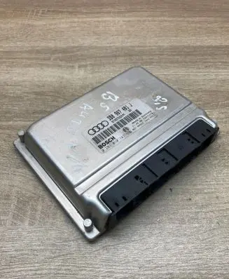 Volkswagen PASSAT B5 Engine control unit/module ECU 3B0907401J 0281010147