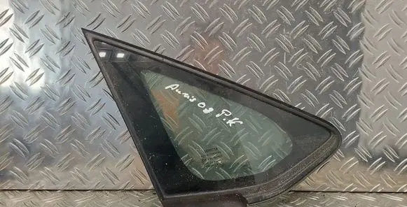 Toyota Auris 150 Front triangle window/glass 43R007951