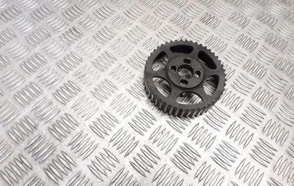 Volvo V70 Camshaft pulley/ VANOS 8631554