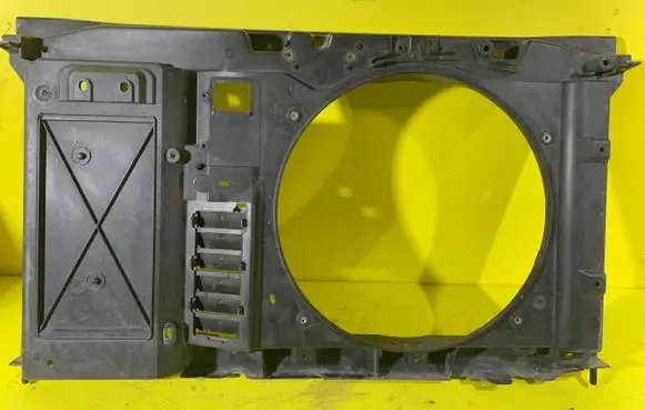 Peugeot 3008 I Front piece kit RZ4R5