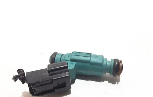 Hyundai i20 (PB PBT) Fuel injector 3531003000