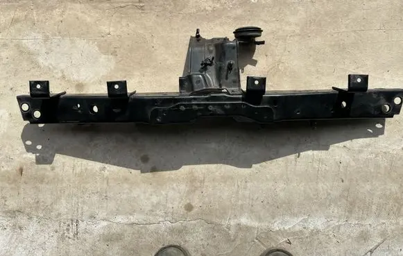 Nissan X-Trail T32 Bottom radiator support slam panel 